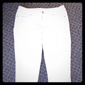 Limited 312 Crop Jeans - size 6R